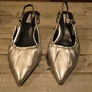 Steve Madden Metallic Silver Slingback Heels